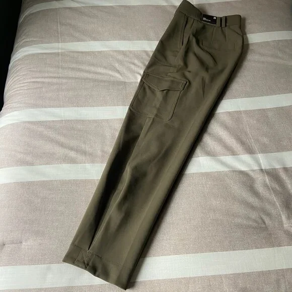 NWT Express Ankle Super High Rise Pants Pleated Women’s Cargo Sz 2R - Picture 5 of 8